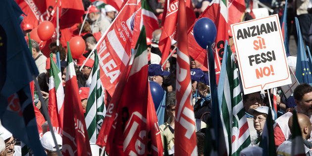 Partono i mini-tagli delle pensioni. Cgil denuncia: “Conguaglio rinviato a dopo le Europee, imbroglio elettorale”